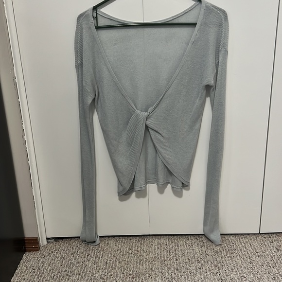 Garage Twist Back Light Sweater - Picture 2 of 2